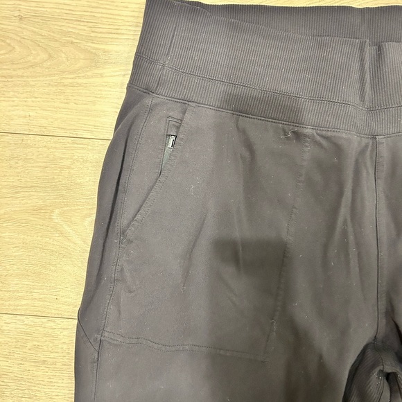 Women’s Athleta Venice jogger. Size Xl - Picture 6 of 6